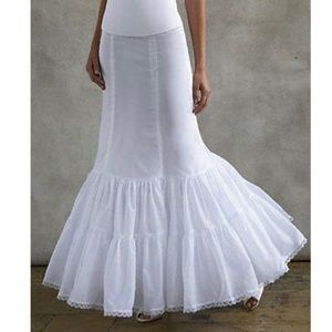 Fit and Flare Slip Sz 16